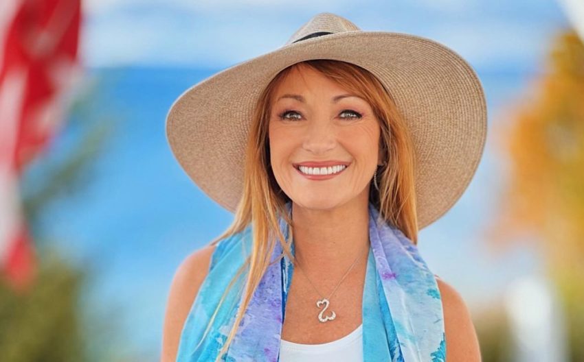 Jane Seymour Stars in A Christmas Spark